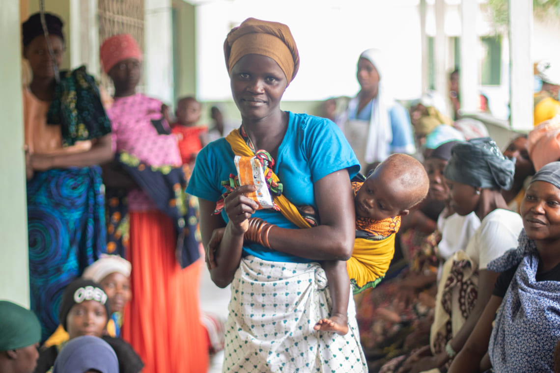 支援を受ける4児の母親　アーネスティナさん