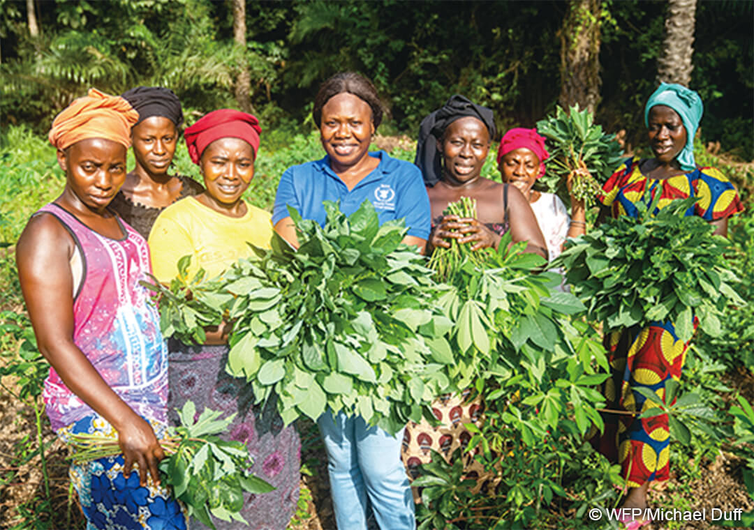 持続可能な農業がもたらした笑顔。新鮮な地元野菜で作る学校給食。